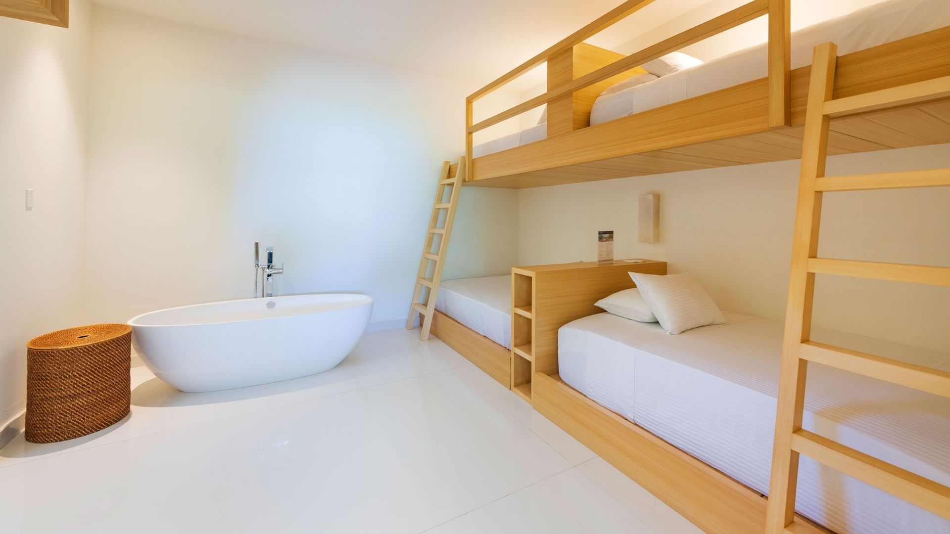 Casa Brisa – 7-Bedroom Ocean-View Villa in Kupuri Estates, Punta Mita — space 16