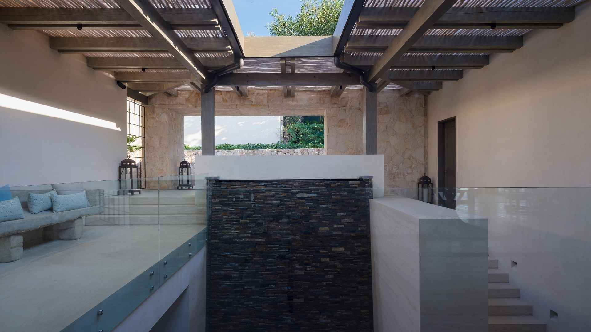 Casa Tesoro — space 27