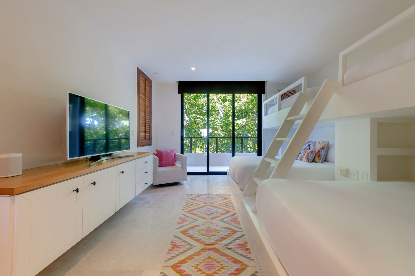 Condo Aquila — space 5