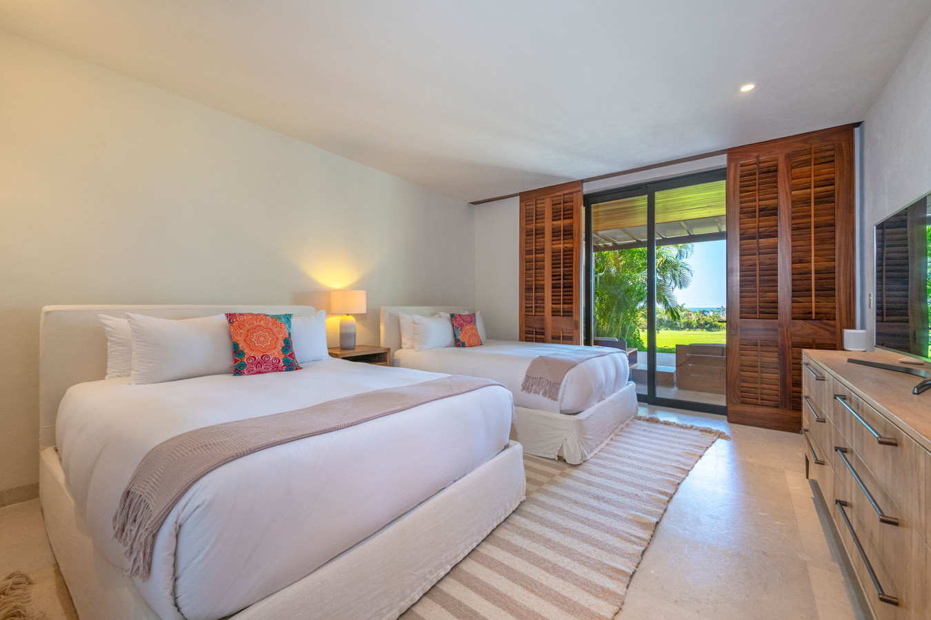 Condo Aquila — space 13