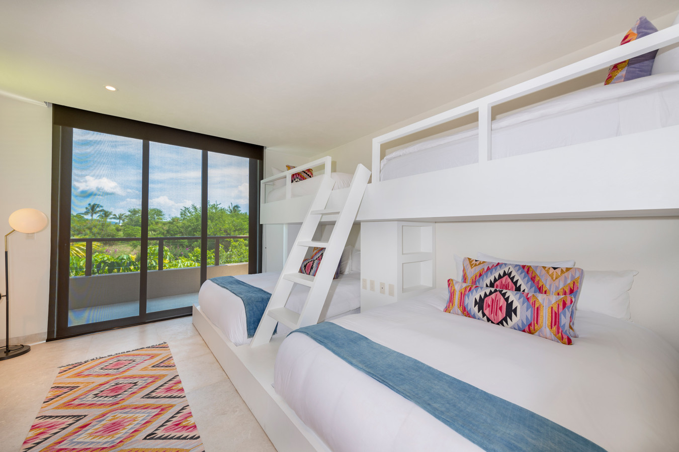 Condo Aquila — space 15