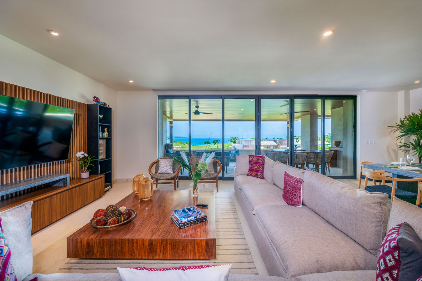 Condo Aquila — space 16