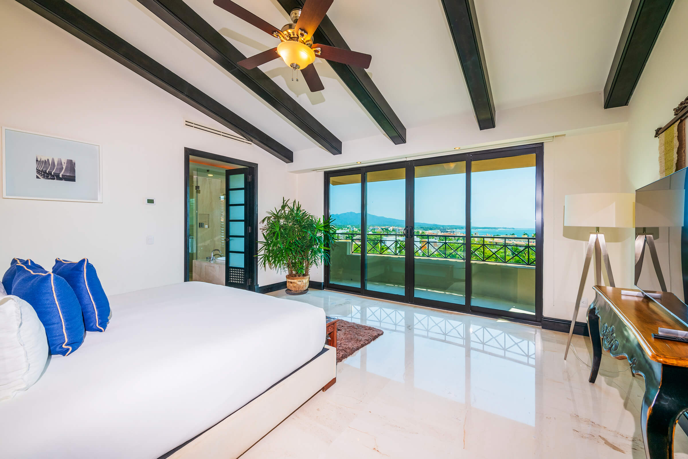Condo Jazmin — space 10