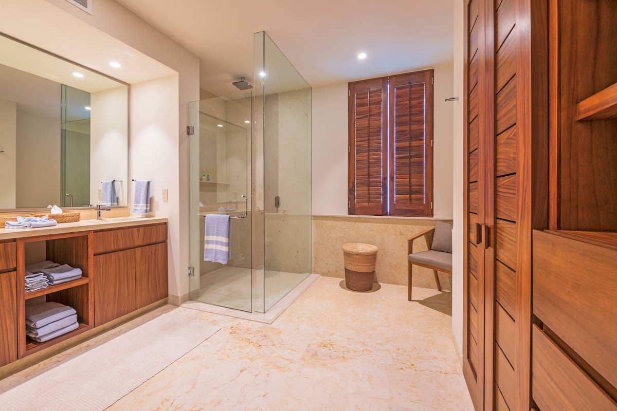 Condo Las Olas — space 18