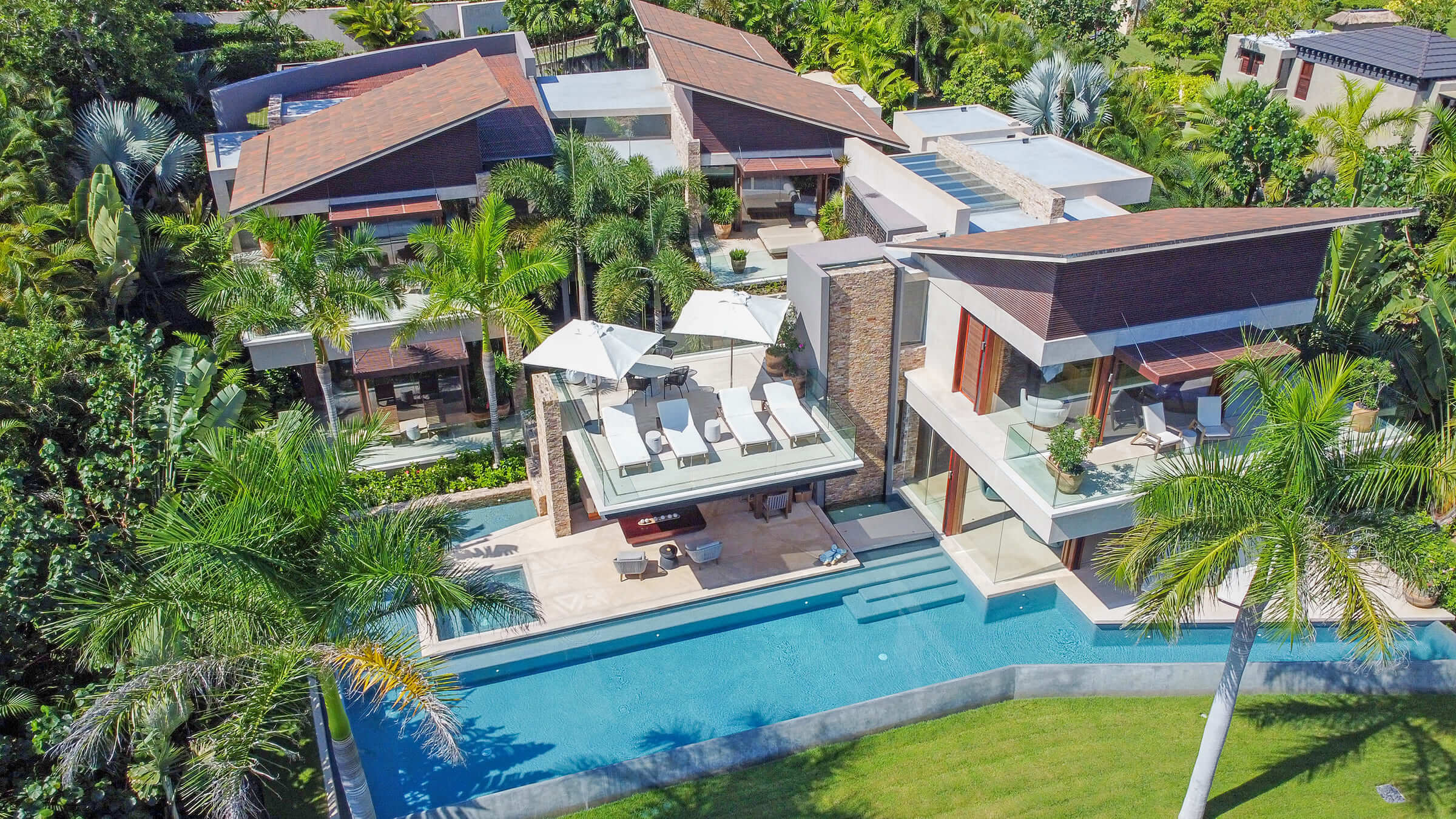 Kupuri%2030%20estate%20taurus%20punta%20mita%20(2)