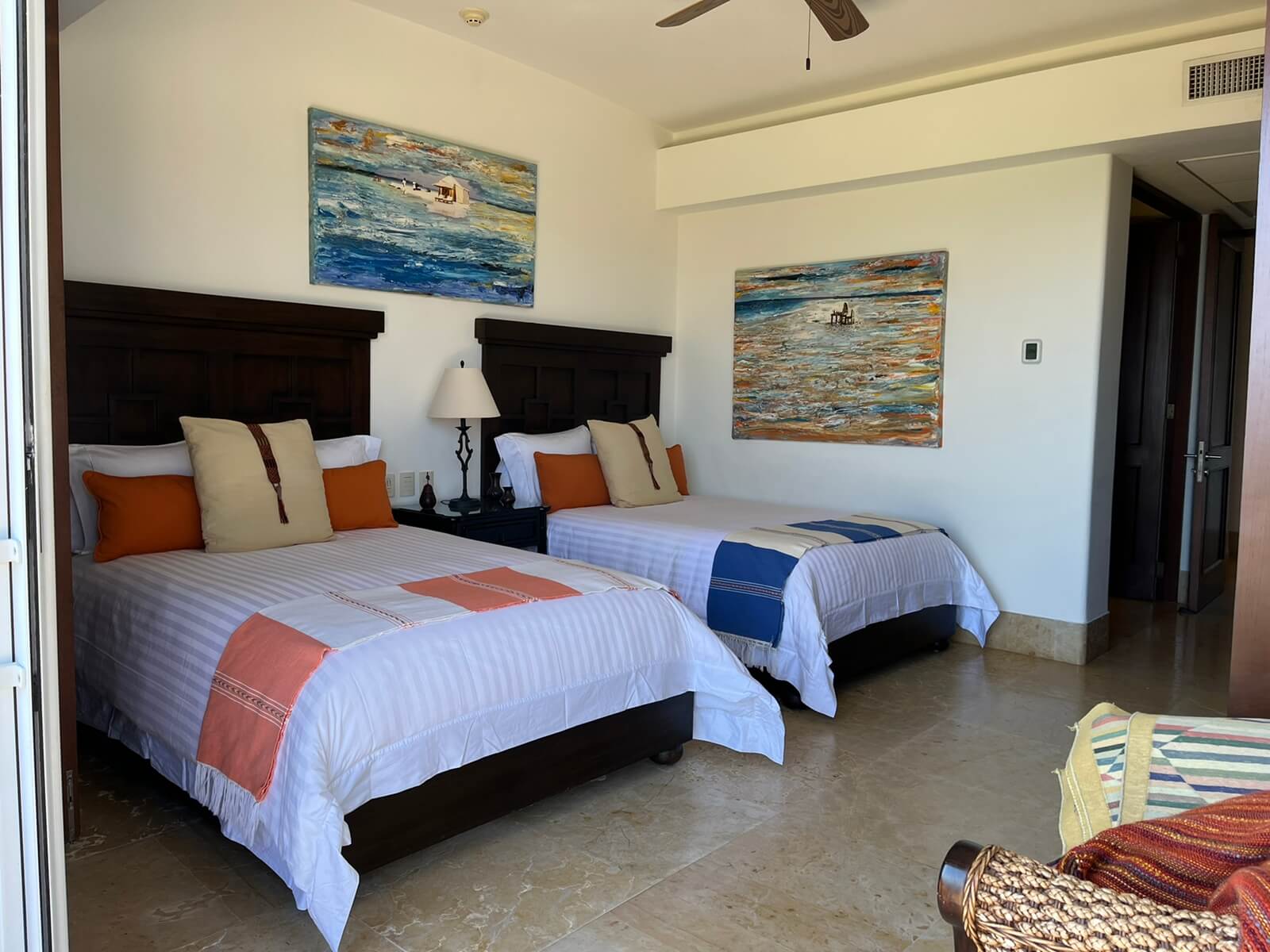 Penthouse Vista Encanto – 3-Bedroom Residence in El Encanto, Punta Mita — dining and entertaining area — luxury residence in Punta Mita
