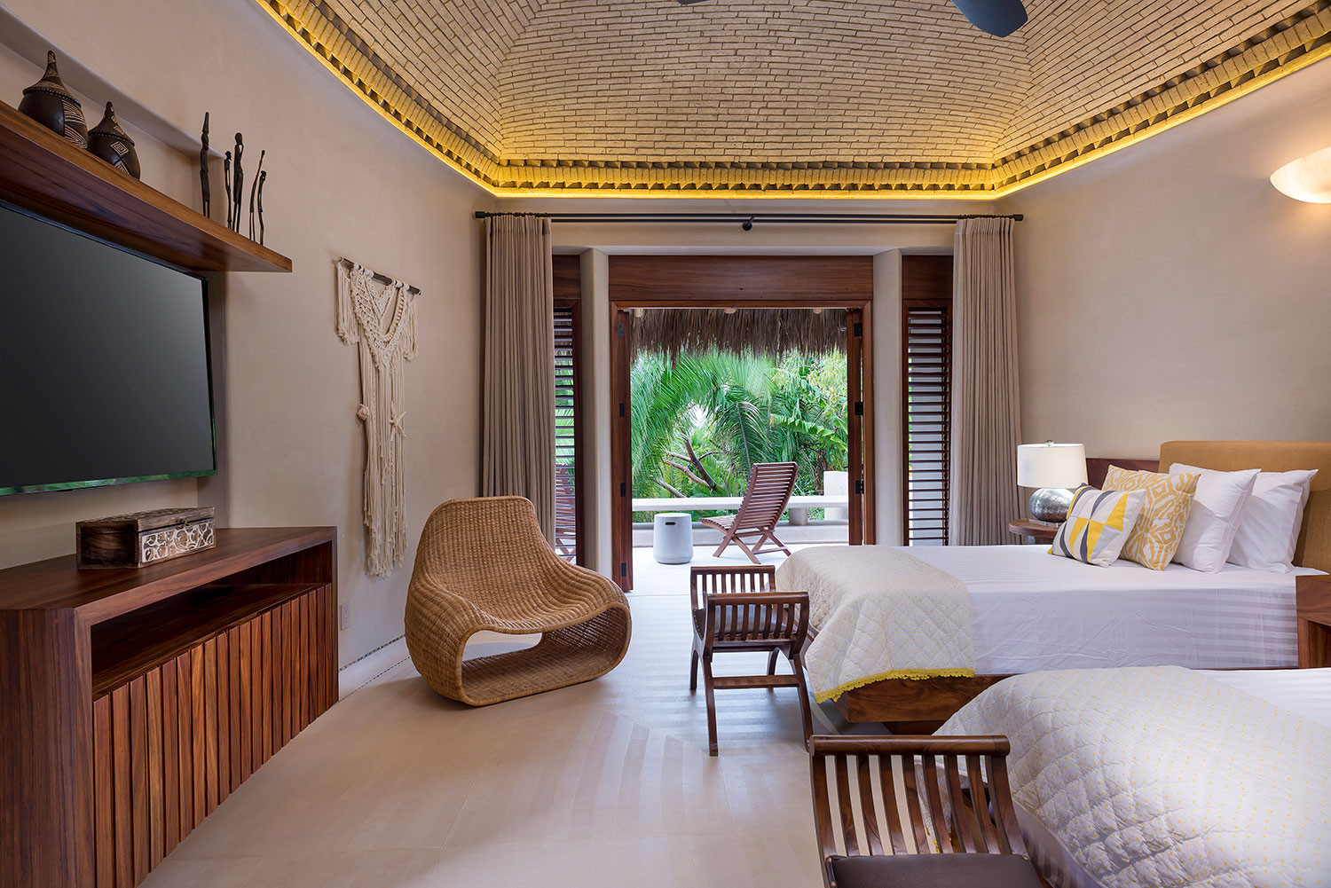 Casa Tau • Ranchos Estates — space 7