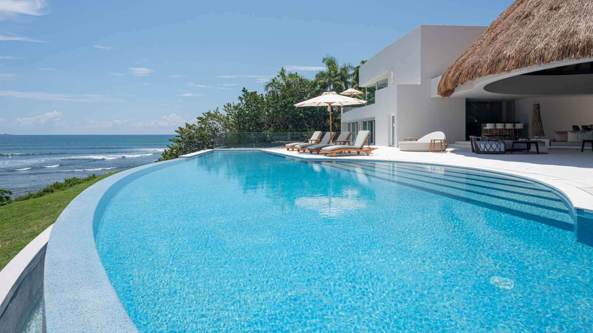 Casa Akai – 8-Bedroom Oceanfront Estate in La Punta Estates, Punta Mita — space 54