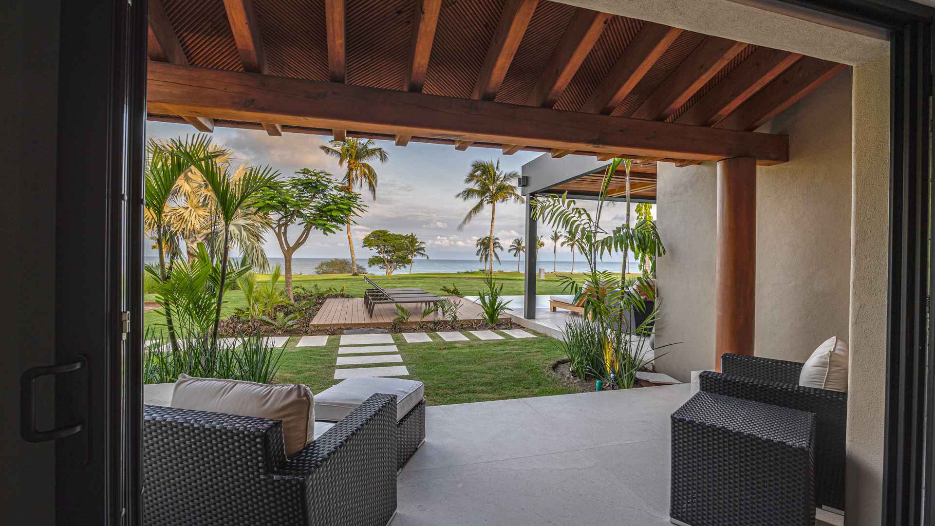 Villa Lagos 16 — space 20