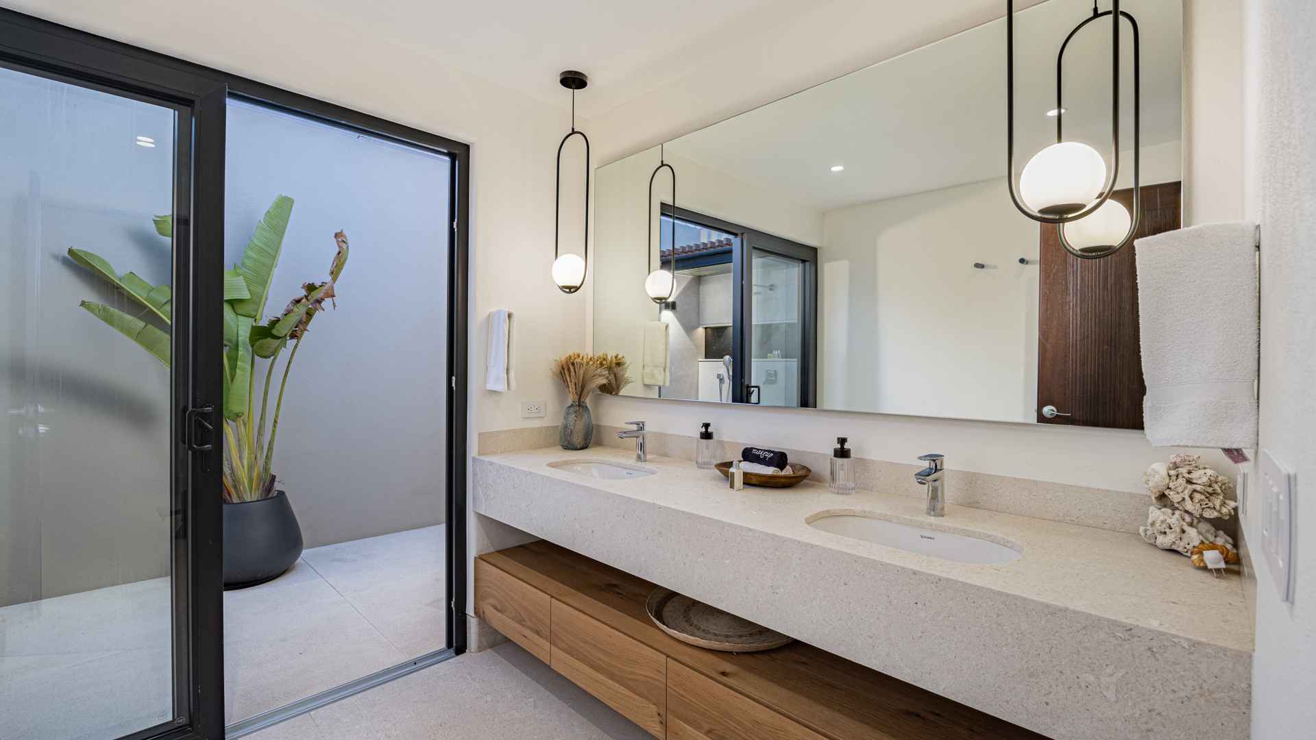 Villa Lagos 16 — space 25