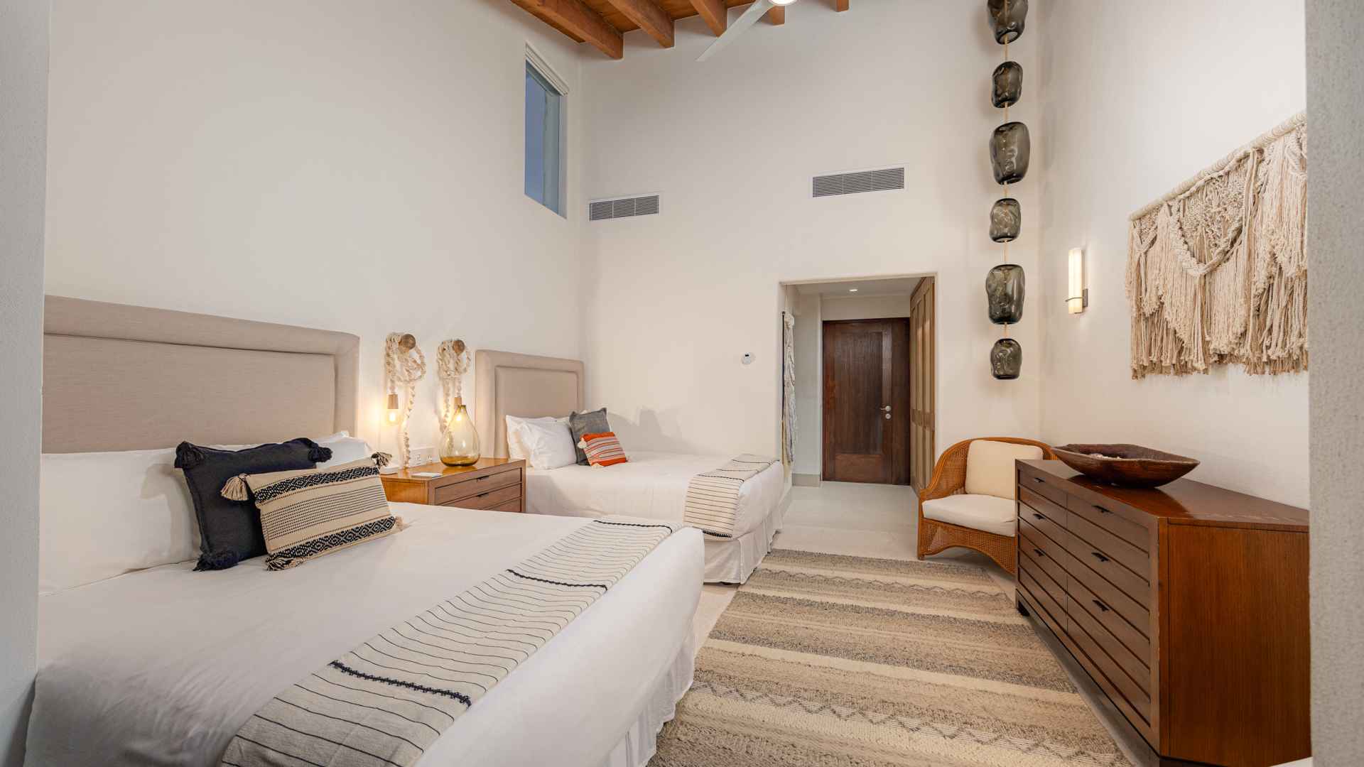 Villa Lagos 16 — space 7