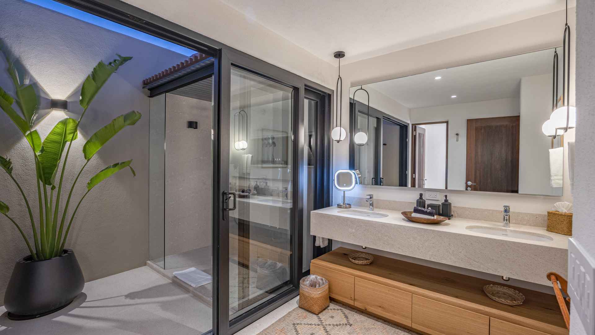 Villa Lagos 16 — space 8