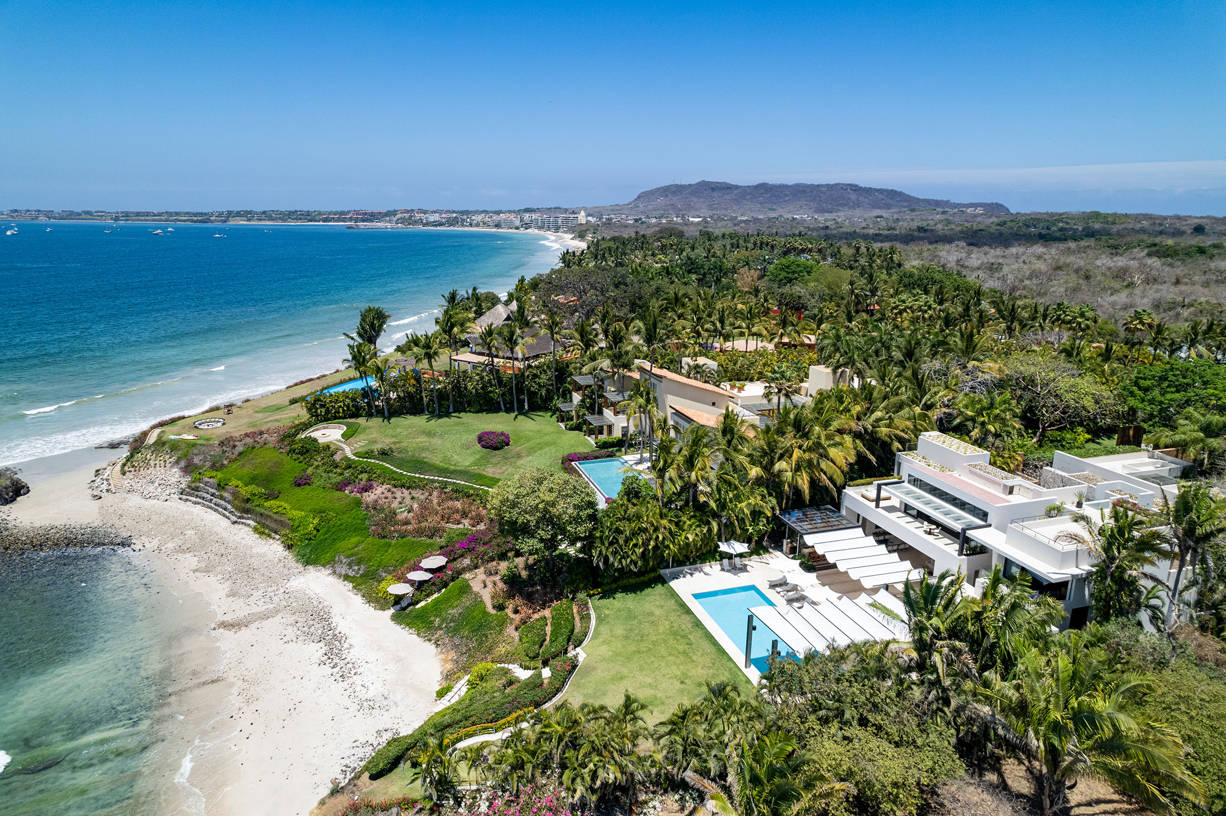 Villa Luna Mar – 6-Bedroom Oceanfront Villa in Ranchos Estates, Punta Mita — space 12