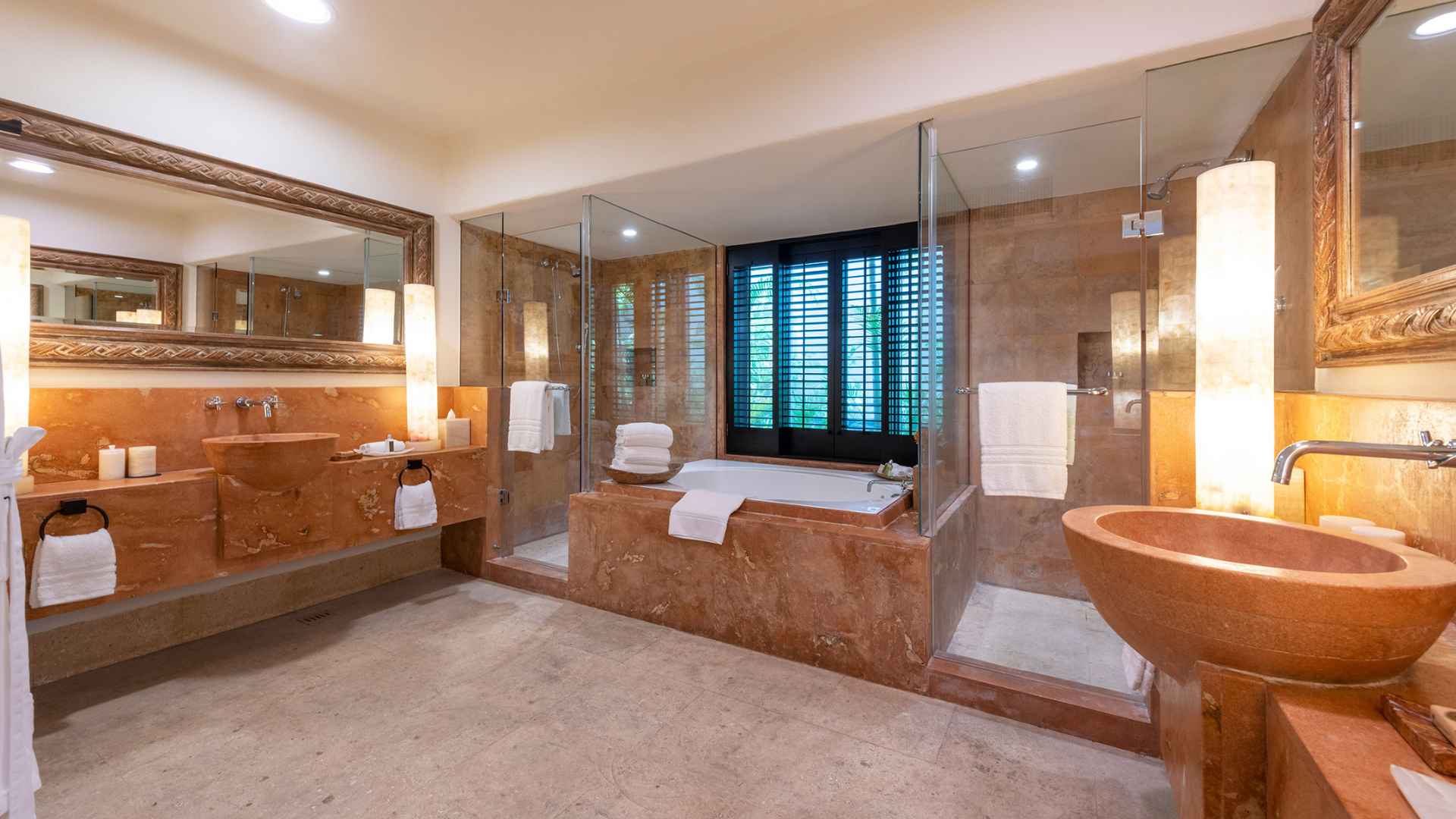 Villa Presidential — space 27